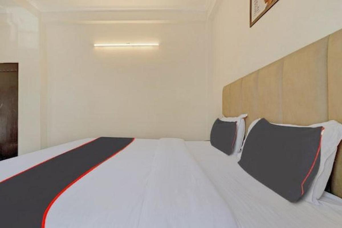 Hotel Amishi Raiwala Esterno foto